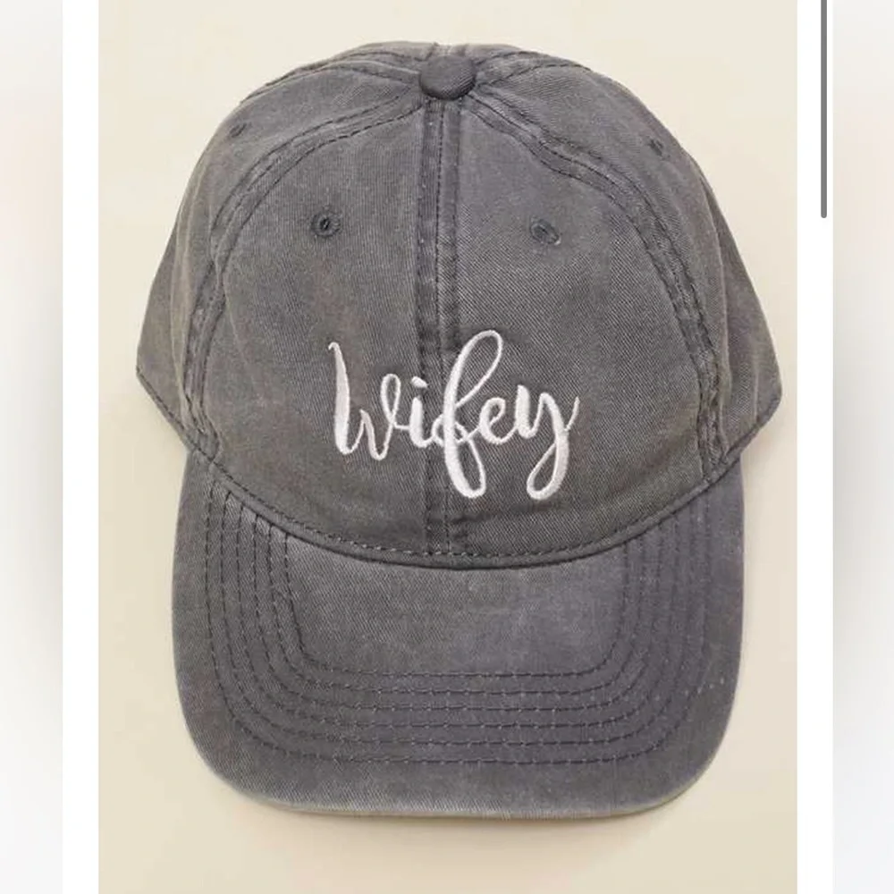 NWOT Altar’d State Wifey Baseball Hat